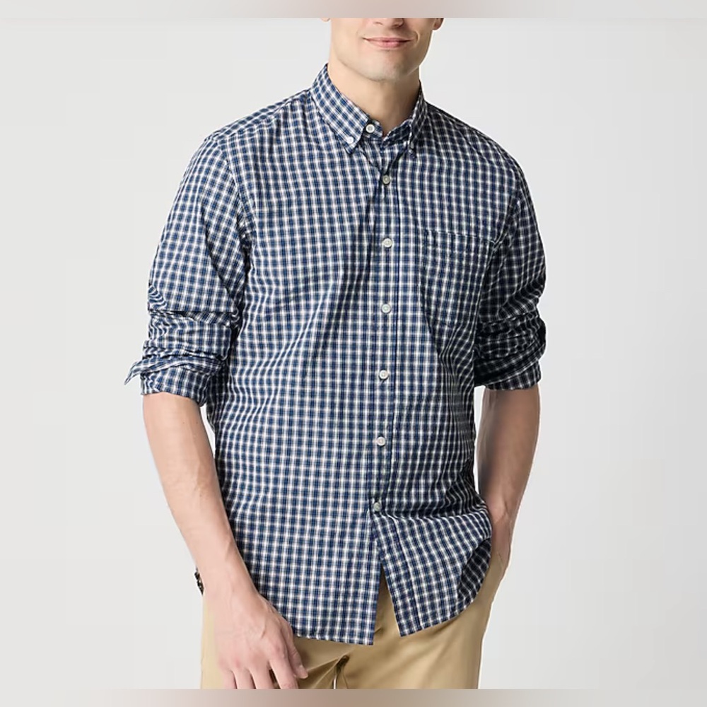 J. Crew Men’s Size Large Slim Fit Navy and White Gingham Button Down Long Shirt - Picture 5 of 9